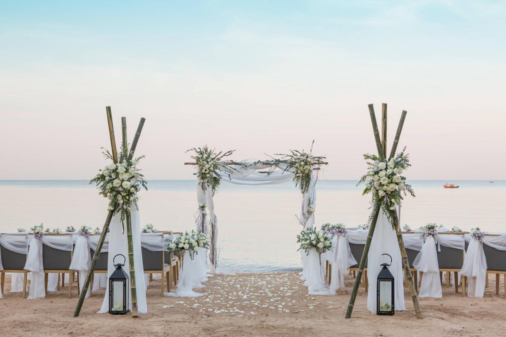 נה ג'ומטיין Renaissance Pattaya Resort & Spa מראה חיצוני תמונה